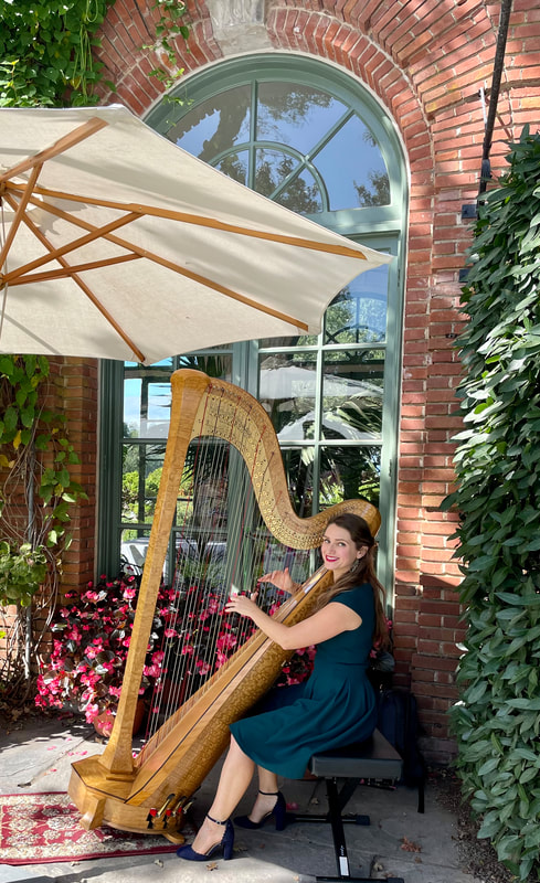 Filoli Harpist